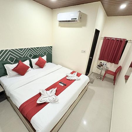 Fabhotel Kailash Park Mumbai Bagian luar foto