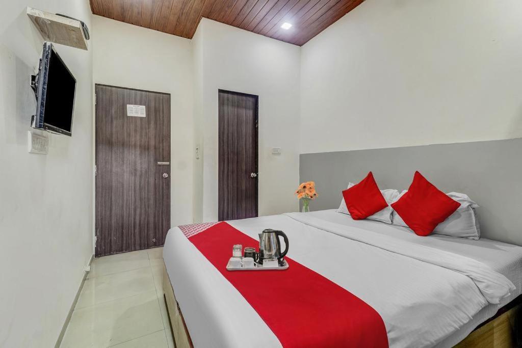 Fabhotel Kailash Park Mumbai Bagian luar foto